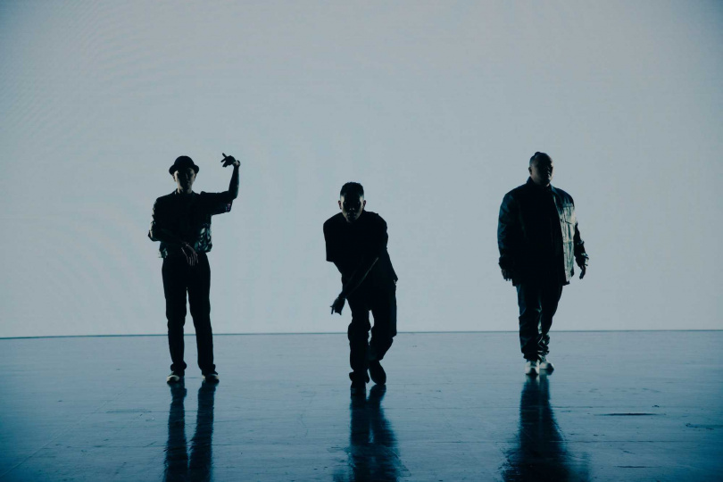 頑童首度嘗試虛擬棚拍攝MV。（圖／本色音樂提供）