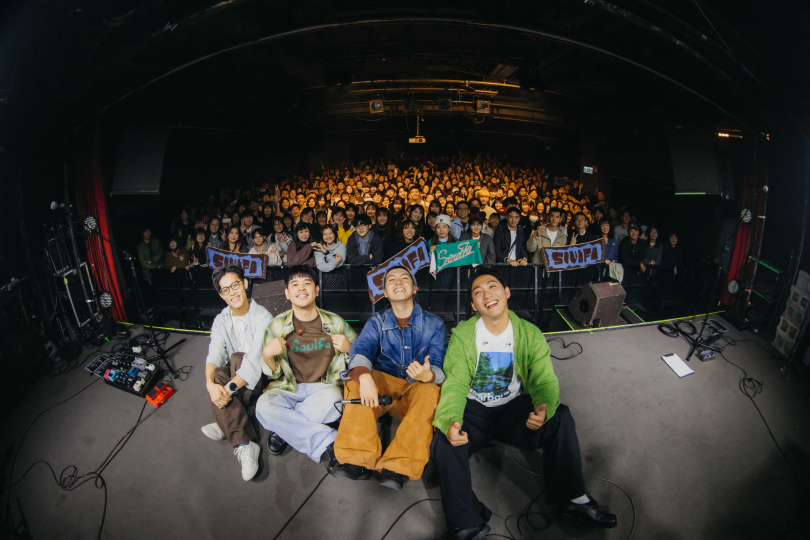 靈魂沙發把現場變佈道大會。（圖／放飛音樂提供）