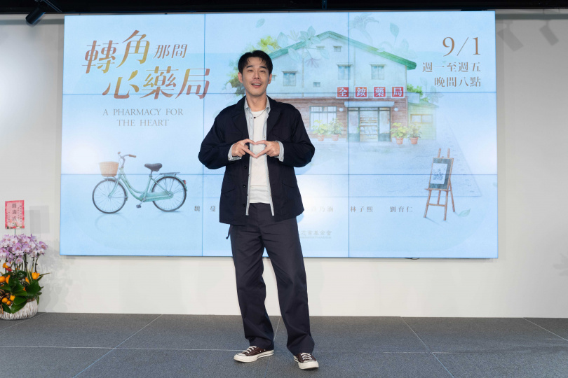 黃騰浩私底下非常喜歡小孩。(圖/大愛提供)