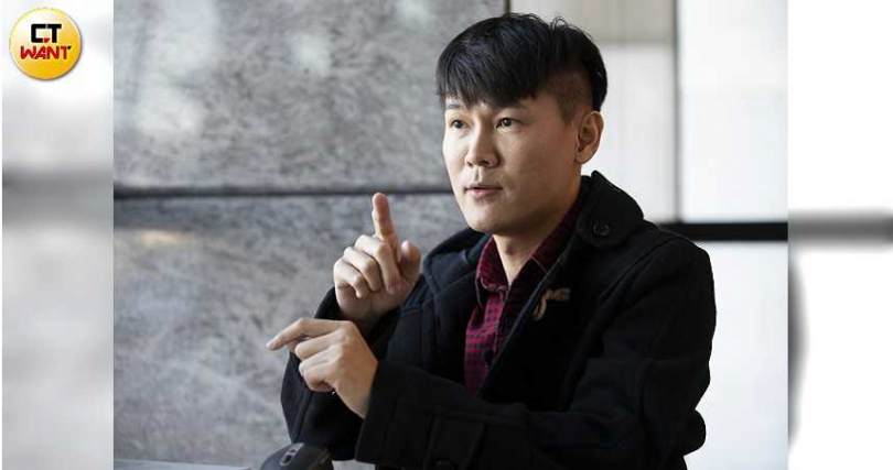 郭大爛認為自己在體現街拍藝術,希望網友別以高道德標準審視。(圖/攝影組)