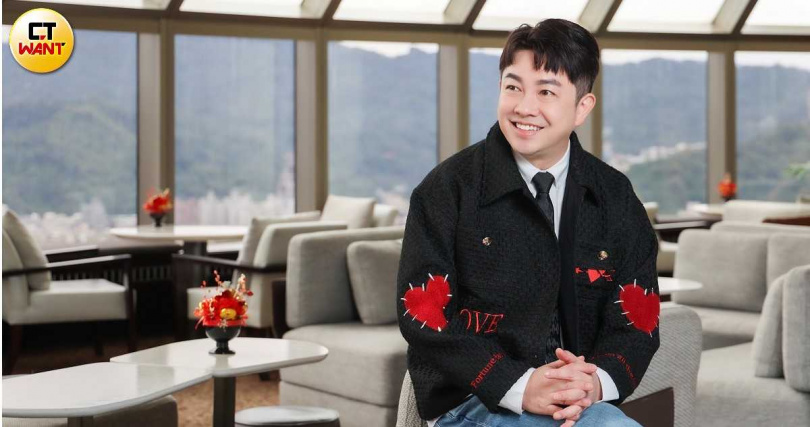 李明川覺得生活上很多地方都能製造小情趣讓感情升溫。(圖/林士傑攝)