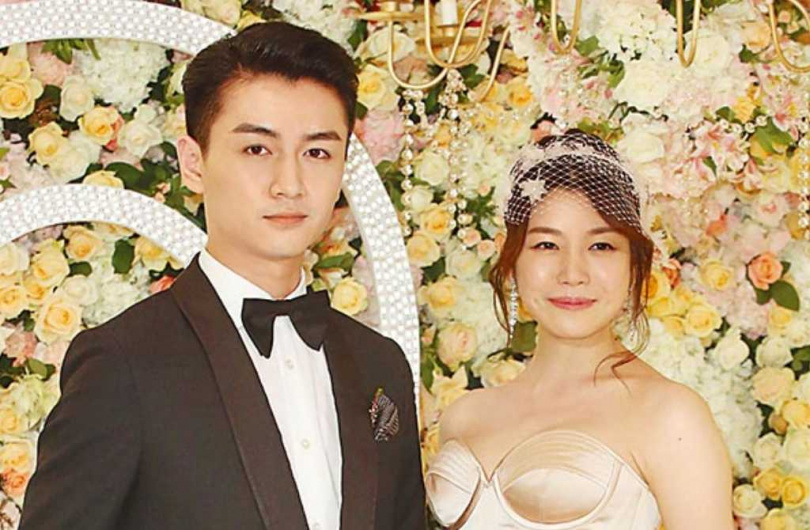 陳妍希（右）2016年與老公陳曉結婚，如今婚變。（圖／報系資料照）