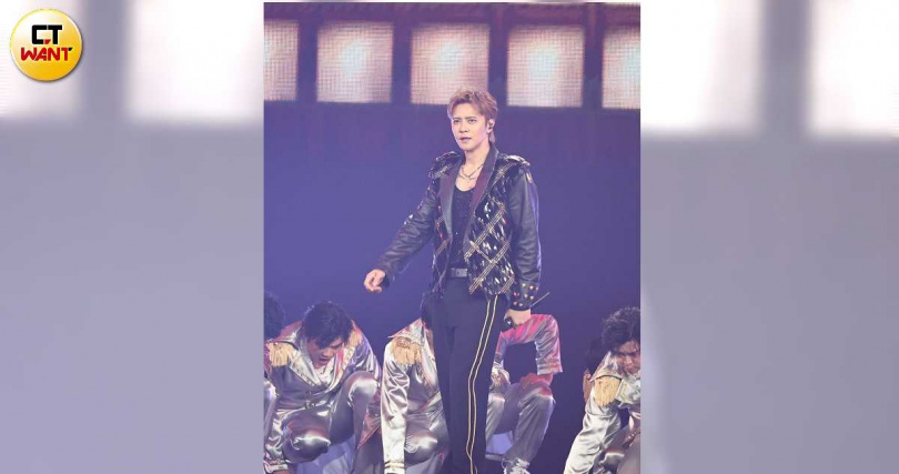 羅志祥演唱會另一大高潮,正是新歌〈做伙〉的全球首唱。(圖/蘇聖倫攝)