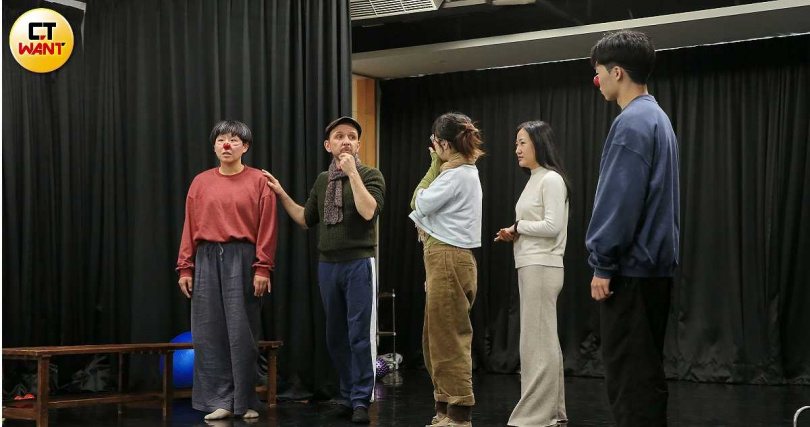 學員們在受訓過程中，也得清楚知道自己的角色定位、各司其職，才能完成一場好的演出。（圖／周志龍攝）