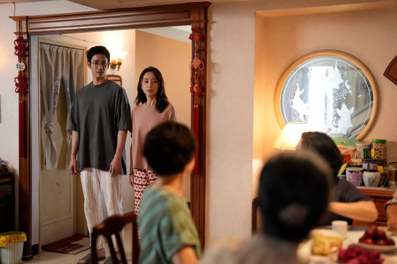 《童話故事下集》將婚姻最不堪的一面用幽默好笑的方式拍出來，被譽為「婚姻清醒神劇」。（圖／Netflix提供）