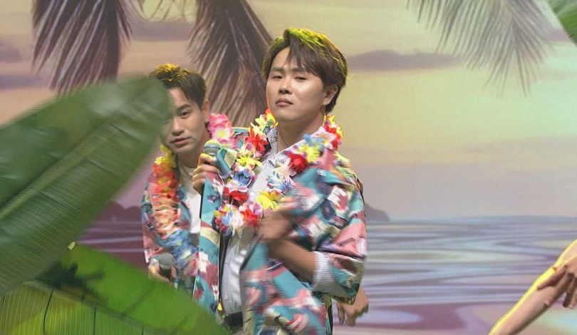 陳孟賢表演逗樂評審。（圖／中視提供）