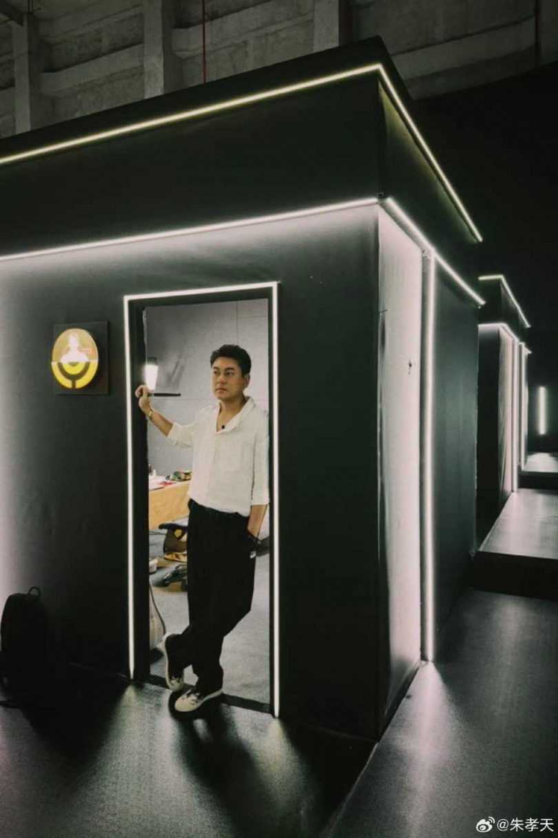 朱孝天個人演出喊卡，原因令人傻眼。（圖／翻攝在朱孝天微博）