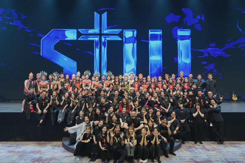 「STILL 我在這裡」巡迴音樂會，邀來小薰、張文綺、楊蒨時、林柏妤、林道遠、靜香、宇風、葉家妤、胡藝芬、周子寒等多位藝人星友登台。（圖／藝起發光、蒙福教會提供）