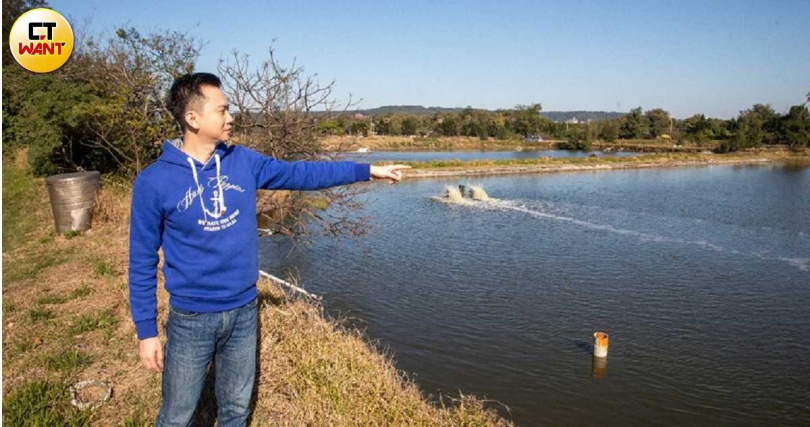 新竹縣竹北市長鄭朝方認為掌握黃金發展期，能成為孩子一生最棒的餽贈。（圖／劉耿豪攝）