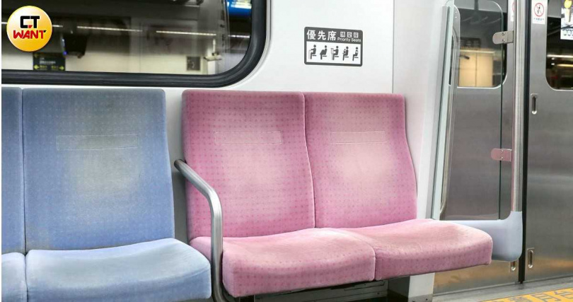 「優先席」希望讓不少隱性需求者放心入座。（圖／黃耀徵攝）