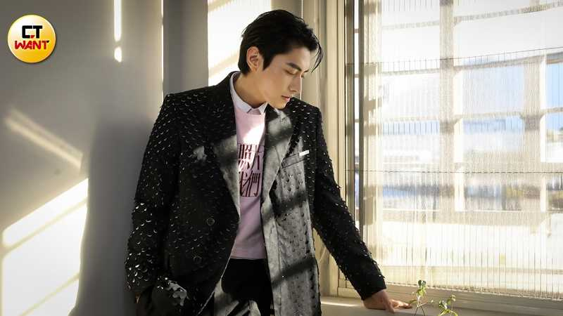 宋柏緯自認是個很浪漫的人，但30歲後稍微變得實際一點。（圖／侯世駿攝）