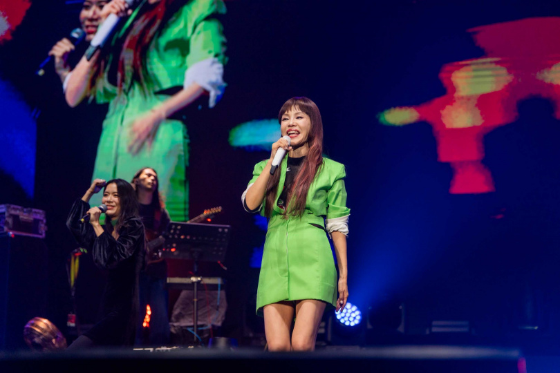 彭佳慧對歌迷的點歌有求必應。（圖／南炬文娛提供）