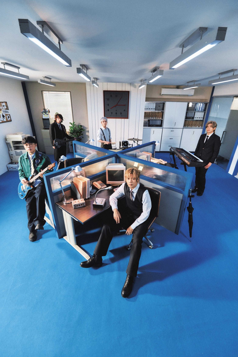 八三夭在MV中擁有不同功能。（圖／索尼音樂提供）