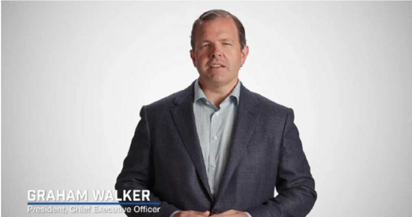 沃克（Graham Walker）出售Fibrebond後，堅持將交易收益的15％分配給員工，共540人受惠。（圖／Fibrebond）