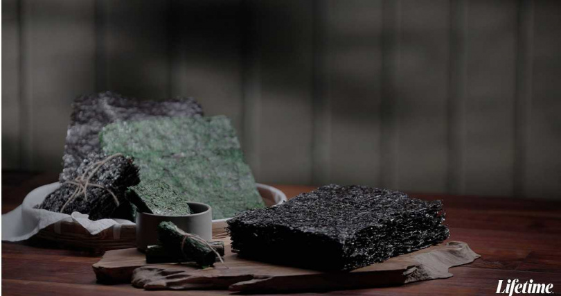 看似平凡的韓式紫菜，正悄悄掀起一場全球美食革命。（圖／杰德影音）