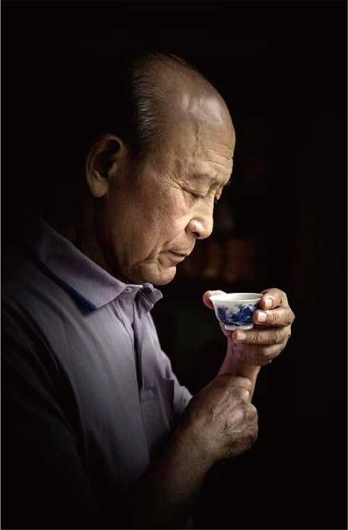 普洱茶第一人鄧時海教授對兩岸普洱茶的推廣與貢獻功不可沒。(圖片提供/吳德亮)