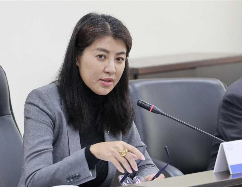 南投縣長許淑華指示，國姓鄉草莓、枇杷遭損害，要縣府團隊提醒農民及時申報確保權益，並舉行活動協助行銷。（圖／南投縣政府提供）