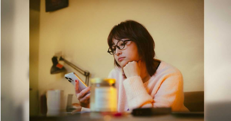 羅莎莎自認個性很獨立。（圖／感恩的心有限公司提供）