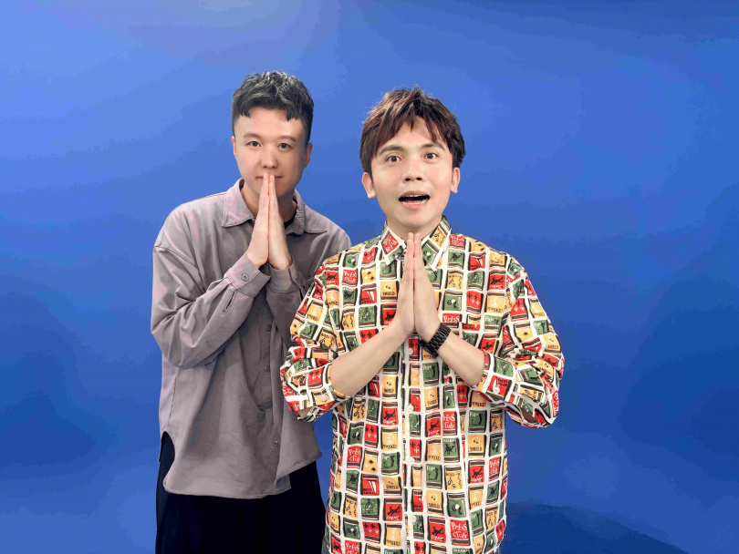 導演廖哲毅（左）曝台大菁英也會遭身心靈課程迷惑。（圖／社會now什麼提供）