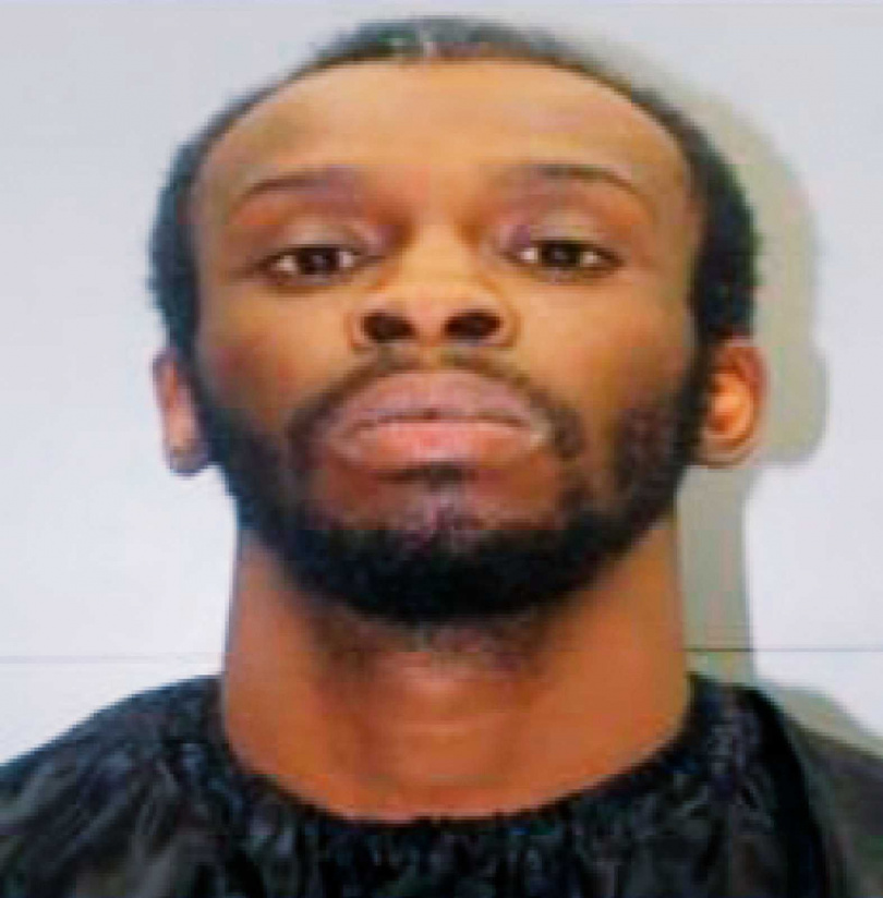 兇手羅蘭(Nathaniel Rowland)審判時否認犯案。(圖/達志/美聯社)