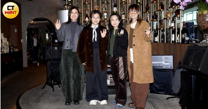 陳奕迅也相當欣賞雞蛋蒸肉餅。（圖／侯世駿攝）