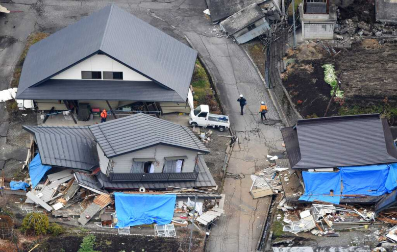 日本政府專家小組正在研擬新版防災對策，強化耐震與避難支援措施。