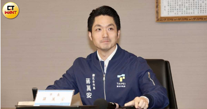台北市長蔣萬安(圖)對捷運民生汐止線台北市端路廊發展有責。(圖/方萬民攝)