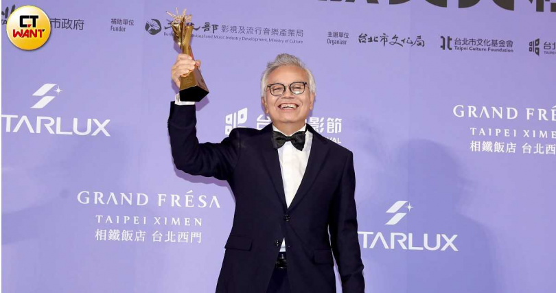 田啟文憑藉《雙囍》榮獲第28屆台北電影獎最佳男配角獎。（圖／侯世駿攝）