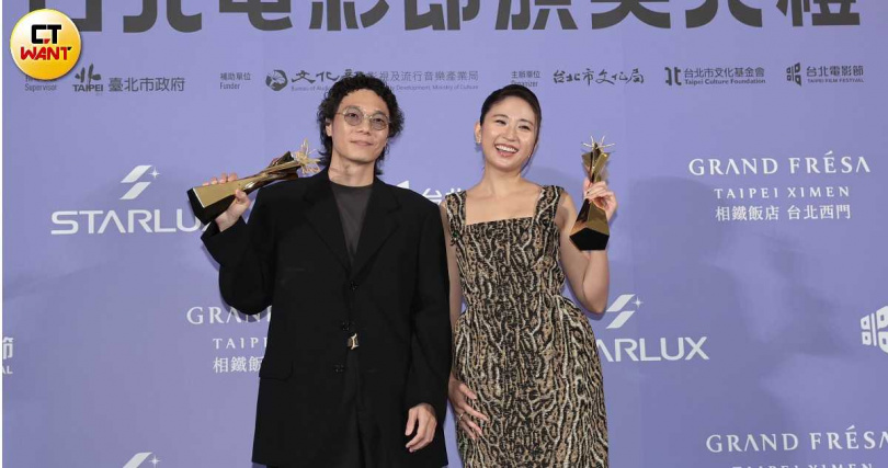 〈大濛的暗眠〉榮獲第28屆台北電影獎最佳原創電影歌曲獎，為《大濛》再添一座獎項。（圖／黃耀徵攝）