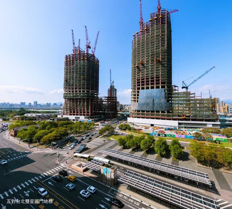 台北雙星建築結構高度已在天際線展現出國際一級城市的崢嶸氣勢,軸線翻轉價值蓄勢待發,懷寧街指標案「新潤嘉潤MANHATTAN」趁勢登場。(圖/業者提供)
