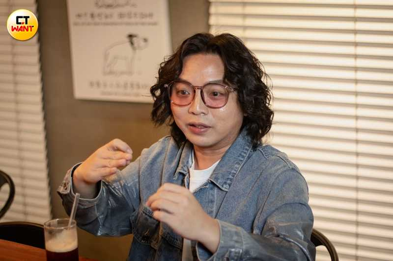 潘信維曾經因為有三次動念想放棄音樂轉行。（圖／楊澍攝）