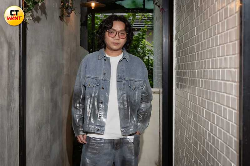 潘信維曾擔任過伍佰的專輯製作人、謝金燕、潘瑋柏的音樂總監。（圖／楊澍攝）