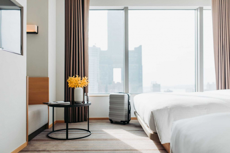 入住和逸飯店．高雄中山館，可欣賞85大樓高空美景。（圖／國泰飯店觀光事業提供）