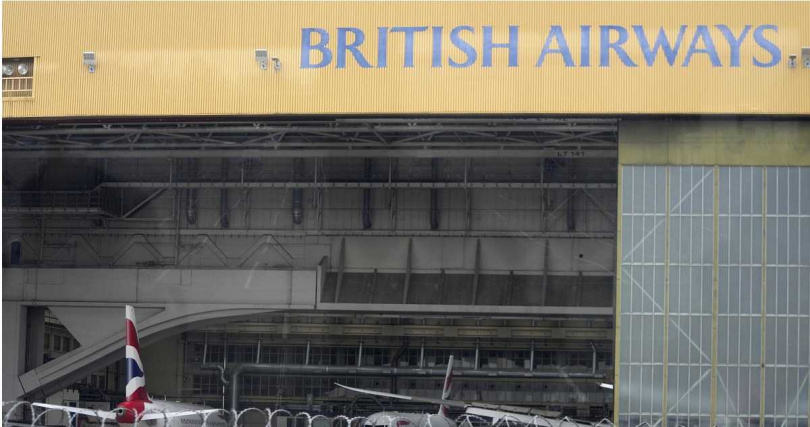 周五當天預計669個航班飛抵希斯洛機場,其中以英國國航英國航空(British Airways)341班最多。(圖/達志/美聯社)