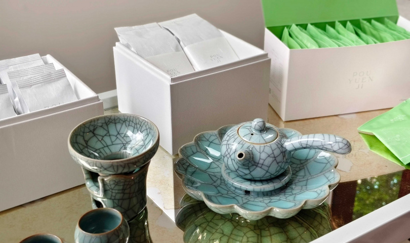 現場亦可選購精緻茶具與茶葉禮盒。（圖／魏妤靜攝）