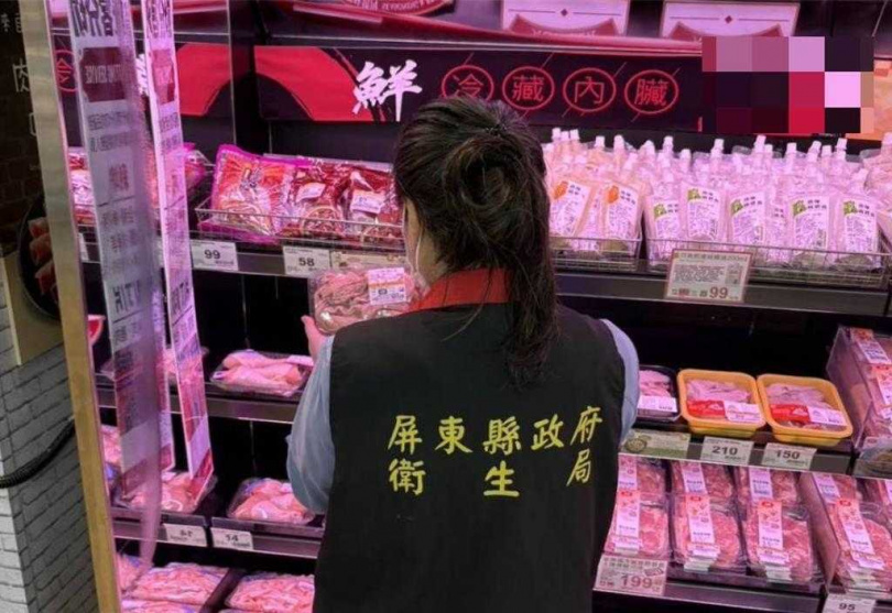 針對百威「黑心大腸」，屏東衛生局6日表示，除已命業者暫停作業及停止販賣、並封存疑似問題產品1萬1664公斤外，從5日起也針對市場、餐廳等通路加強稽查。（圖／屏縣府提供）