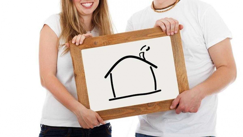 原PO與交往2年的女友規劃買房結婚，卻因「安全感」與「產權登記」方式出現分歧。（示意圖／取自Pixabay）