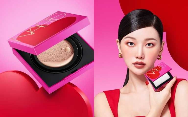 NARS裸光凝亮水精華氣墊11g/2,200元、NARS超持久亮顏氣墊粉餅盒傾心愛慕限量版500元、NARS小白餅裸光蜜粉餅#傾心愛慕限量版10g/1,600元。（圖／品牌提供）