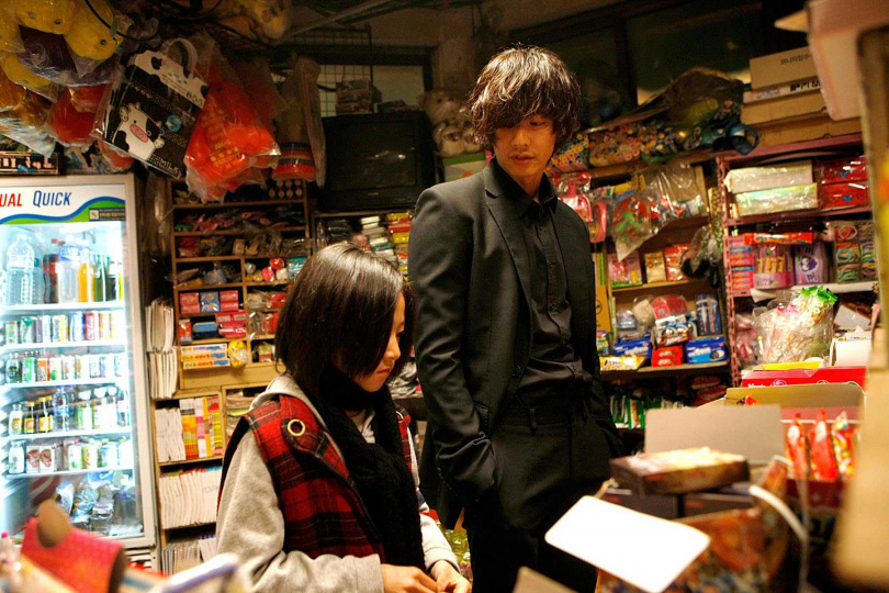 元斌曾與金賽綸於2010年的電影《大叔》中共演,他念親赴靈堂送金賽綸最後一程。(圖/翻攝IBDb)