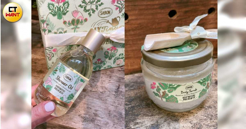 （左）結合四種天然植物油，溫和清潔並深層滋養，讓每次洗澡都像走進森林浴場。SABON綠野尋蹤沐浴油 300ml／1080元。(右)採用死海鹽搭配天然植物油，有效去除老廢角質，同時提升肌膚光澤感。SABON綠野尋蹤身體磨砂膏 320g／1580元（圖／黃筱婷攝）