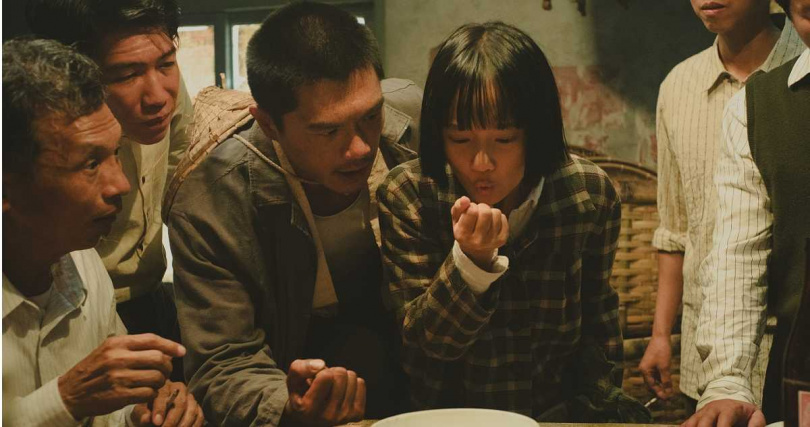 柯煒林（左二）與方郁婷（右二）主演的《大濛》獲11項提名問鼎金馬獎。（圖／牽猴子）