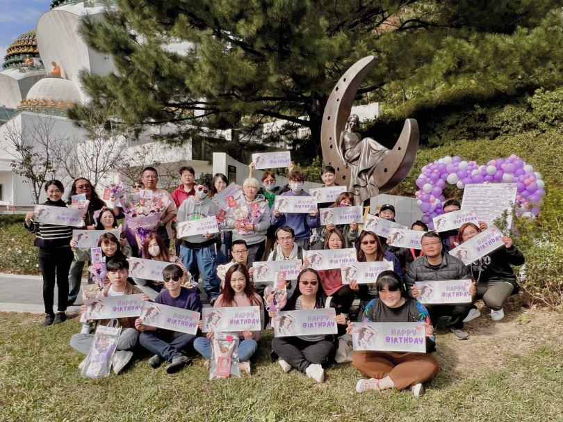 李玟雕像落成周年逢51歲冥誕，歌迷自發籌辦生日紀念活動。（圖／李玟歌迷會提供）