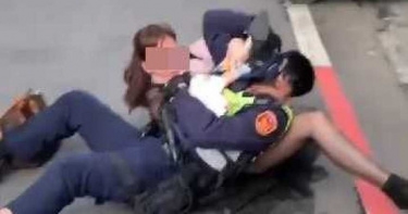 開BMW違停襲警!黑絲悍婦遭起底「阿公店陪酒」 包租公掏4千萬送車幫買房