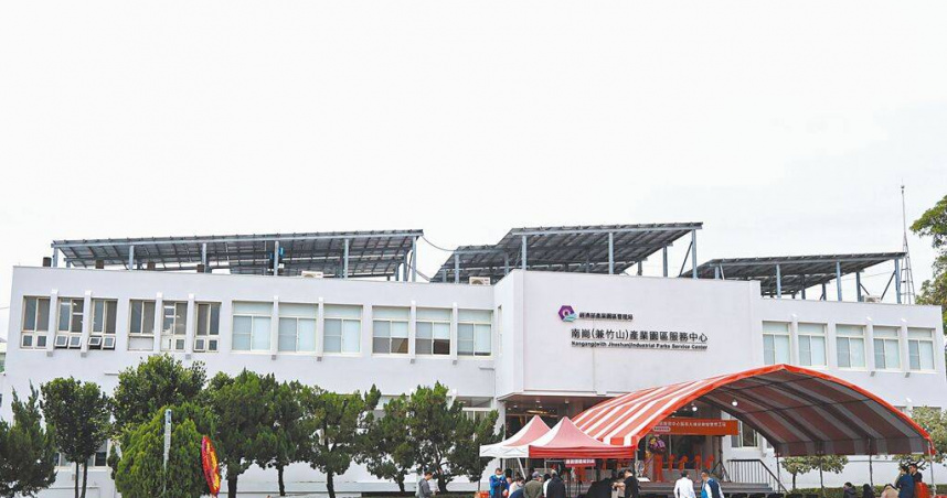 美國宣布暫緩對台灣課徵32％對等關稅90天，南投已有廠商收到美國客戶下急單趕出貨。（圖／南投縣政府提供／楊靜茹南投傳真）