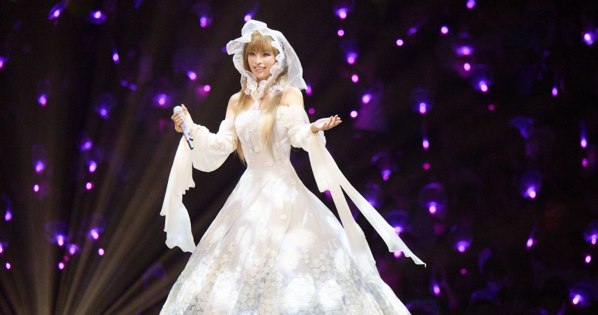 濱崎步在日本場演出中宣布「台北將列入亞巡行程」，立刻掀起網友瘋狂討論。（圖／大步整合行銷提供）