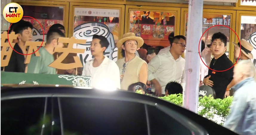 柯震東（圈頭左）的哥哥柯家洋辦結婚派對，柯家有喜事，柯震東的換帖王大陸（圈頭右）自然也不會缺席。（圖／本刊攝影組）