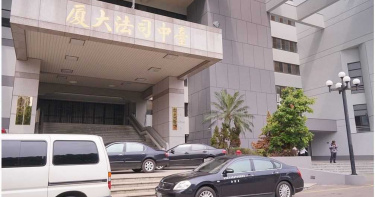 為借大樓感應卡起爭執 保全被住戶恐嚇毆打
