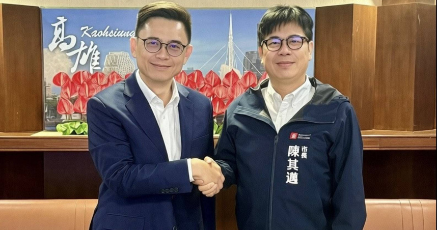 民進黨立委賴瑞隆（左）拜會高雄市長陳其邁請益市政經驗。（圖／翻攝自賴瑞隆臉書）