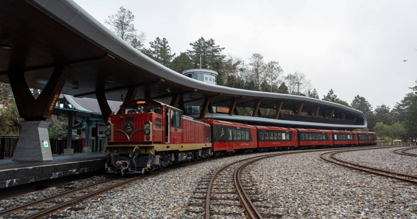 阿里山林業鐵路3月2日起實施「訂票與付款同步完成」新制。（圖／翻攝臉書／阿里山林業鐵路及文化資產管理處）