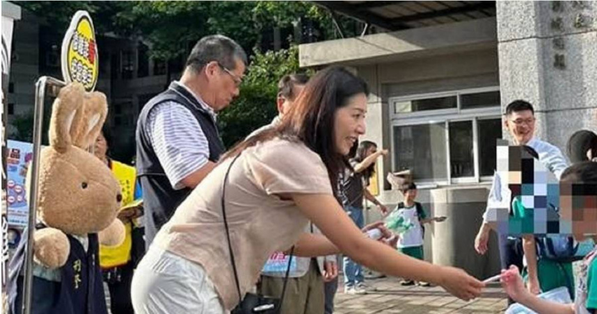 〈秋天別來〉女神消失19年！侯湘婷開學日現蹤　新身分曝光